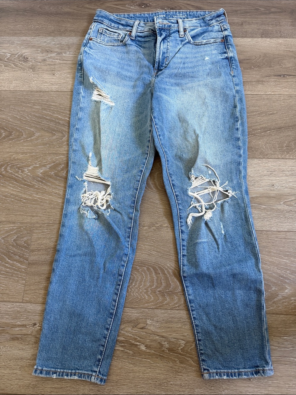 Old Navy High-Rise O.G. Straight Distressed Women’s Jeans